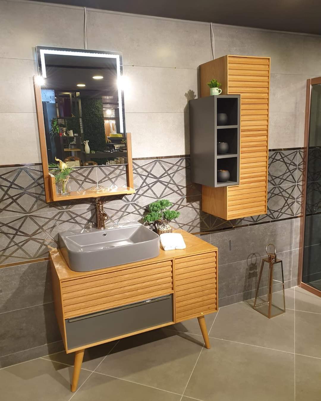 Banyo Dolap Model 30